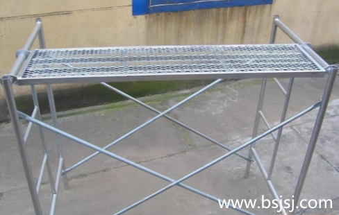 移動(dòng)腳手架的四大優(yōu)勢(shì)